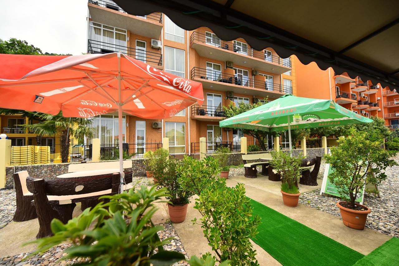 Hotel Lazuri In Kwariati Exterior foto